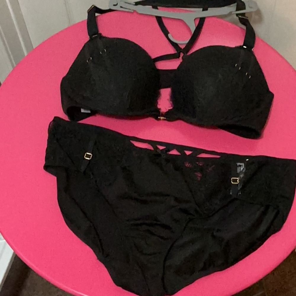 Lane Bryant Cacique Black Lace Women's Bra set size 40D 18/20 panty